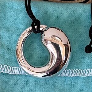 Tiffany Elsa Peretti Eternal Circle Pendant